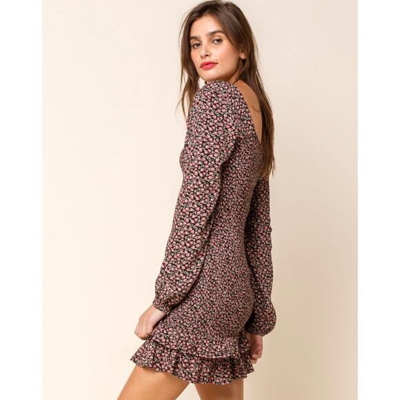 Tillys West Of Melrose Garden Party Smocked Ruffle Hem Mini Dress XL NWT - Picture 2 of 9